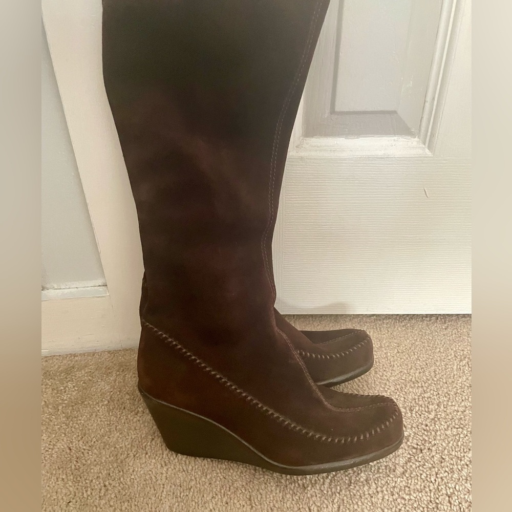 Aerosols dark brown suede wedge knee high boots size 7